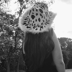 Meet your Posher, Maddie